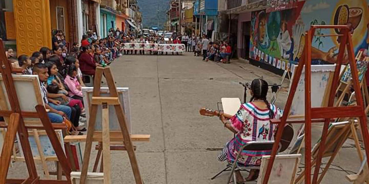 Con taller e intervención de mural, promueven el arte en San José Tenango | El Imparcial de Oaxaca