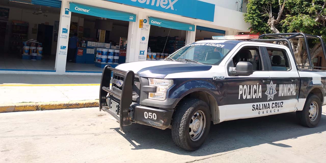 Sujetos armados toman por asalto tienda de pinturas | El Imparcial de Oaxaca