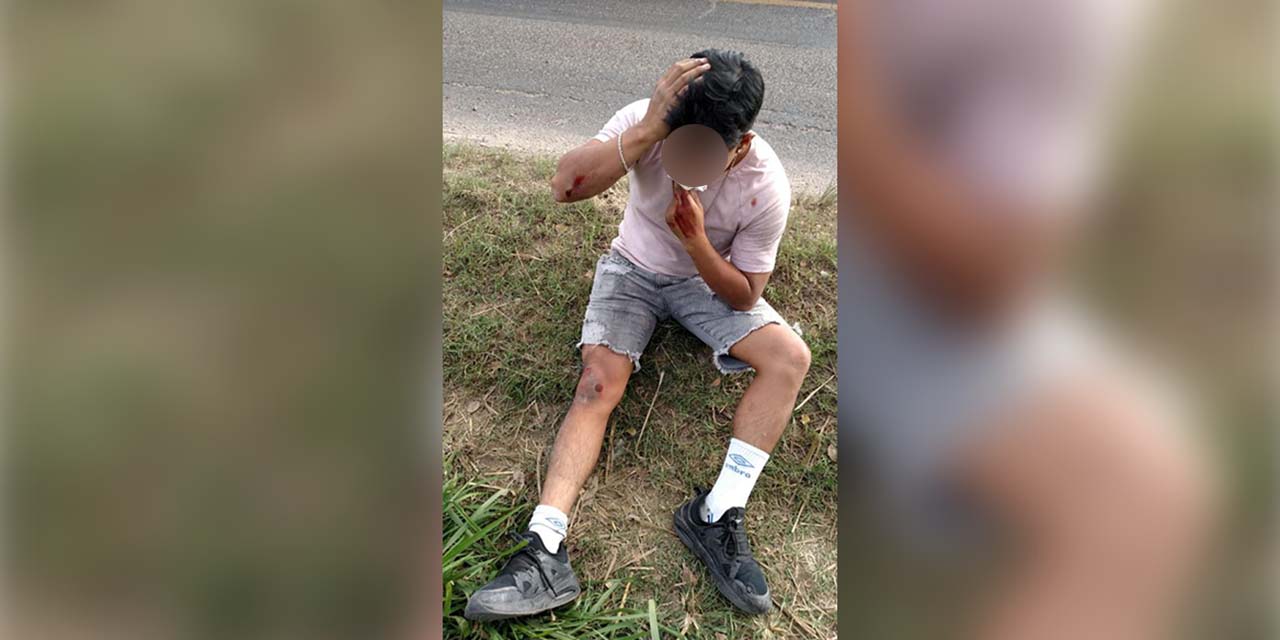 Jóvenes terminan lesionados en choque de motos | El Imparcial de Oaxaca