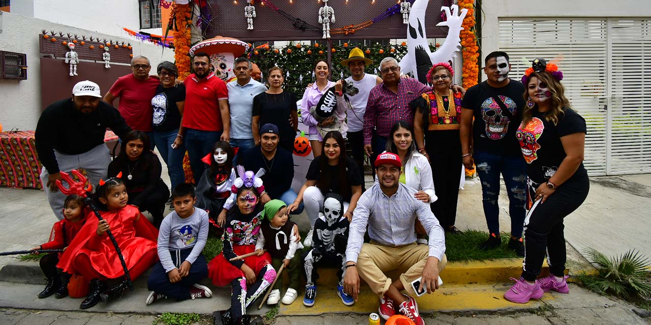 Realizan tradicional comparsa de Día de Muertos | El Imparcial de Oaxaca