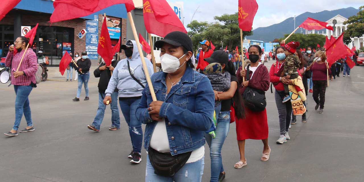 Marcha “Sol Rojo”; exige justicia por crimen de activista | El Imparcial de Oaxaca