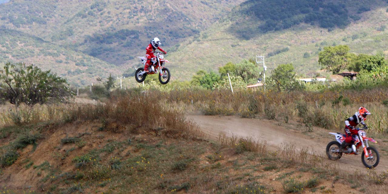Dominan los Blanco la segunda fecha de Motocross | El Imparcial de Oaxaca