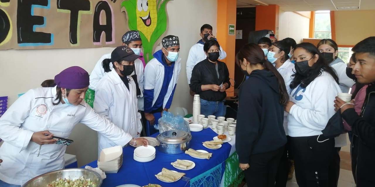 Realizan feria del hongo en el Tecnológico de Teposcolula | El Imparcial de Oaxaca
