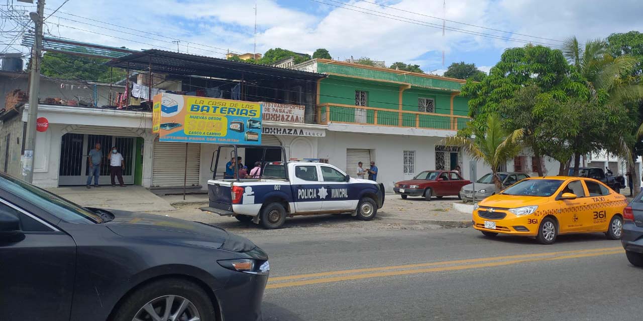 Atracan en tienda de baterías para vehículos | El Imparcial de Oaxaca
