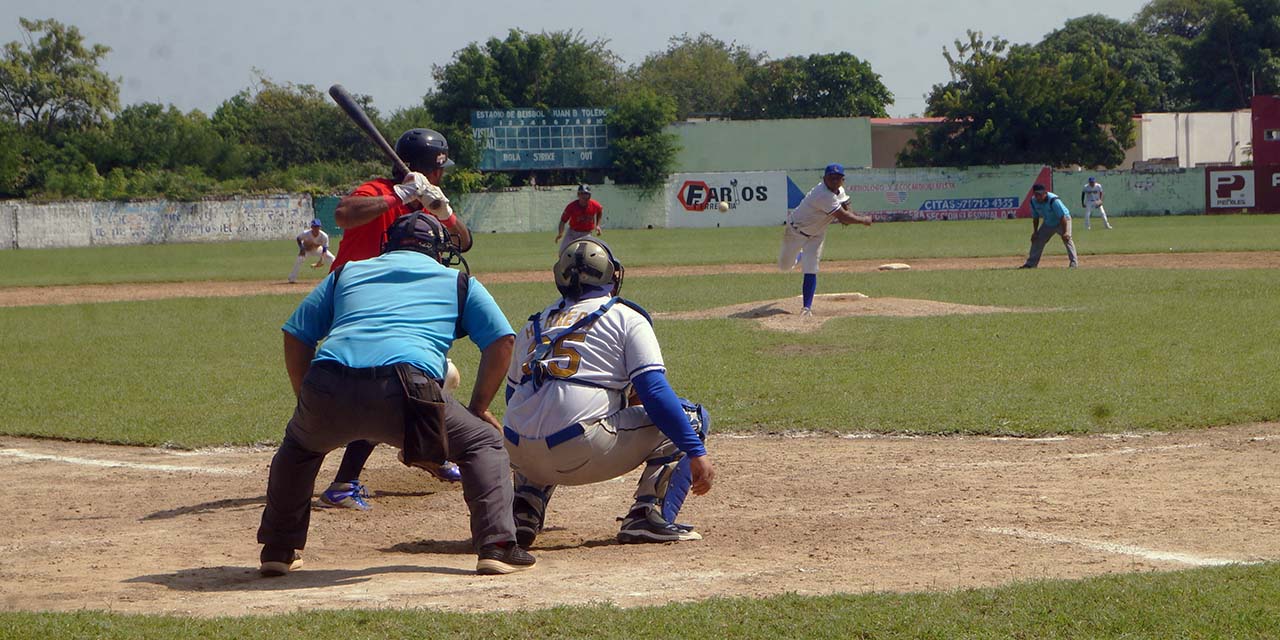 Gana Laguneros primer juego; aventaja en el segundo partido | El Imparcial de Oaxaca