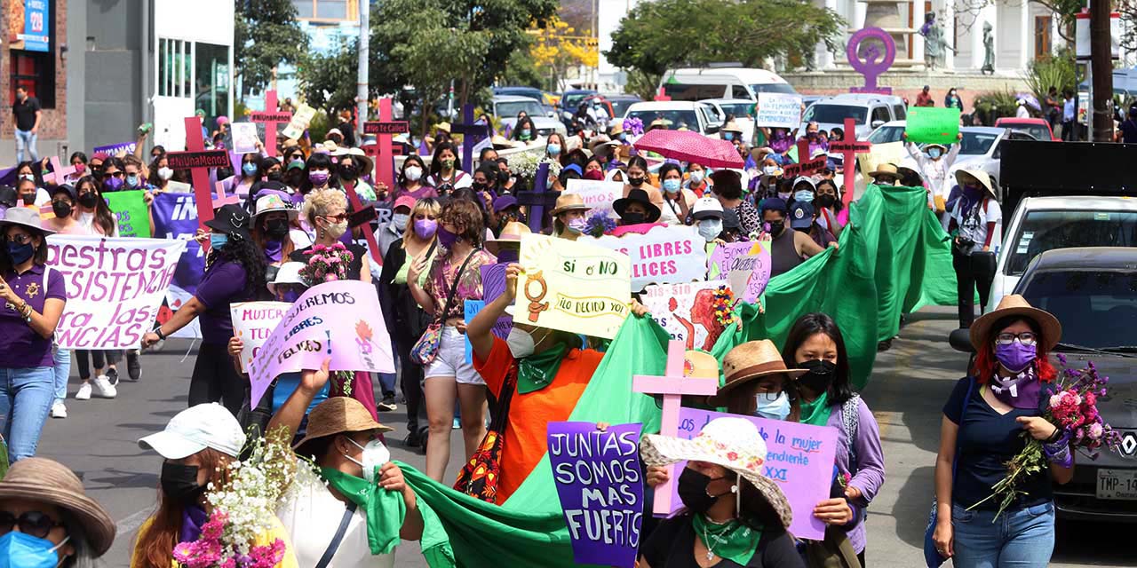 Demandan feministas protección para funcionarias municipales | El Imparcial de Oaxaca