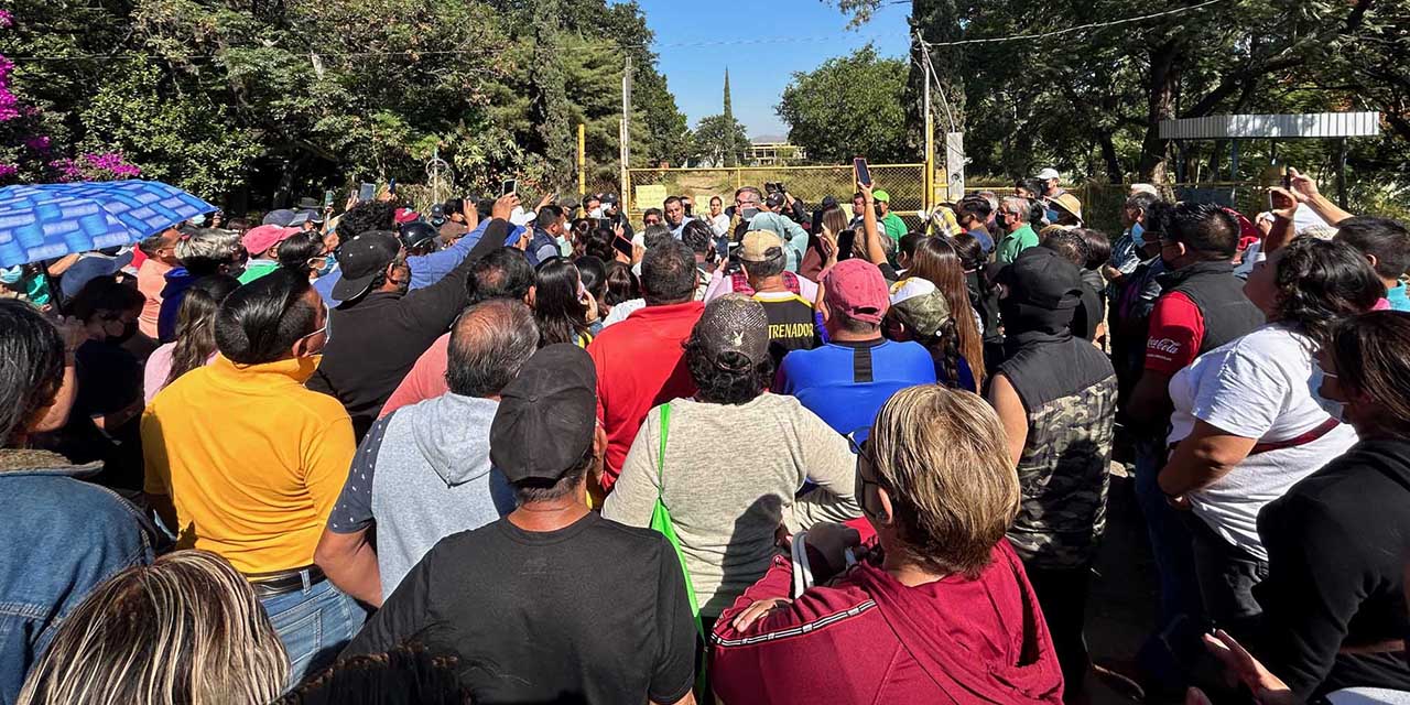 Llegó la basura y sonaron las campanas en San “Juanito” | El Imparcial de Oaxaca