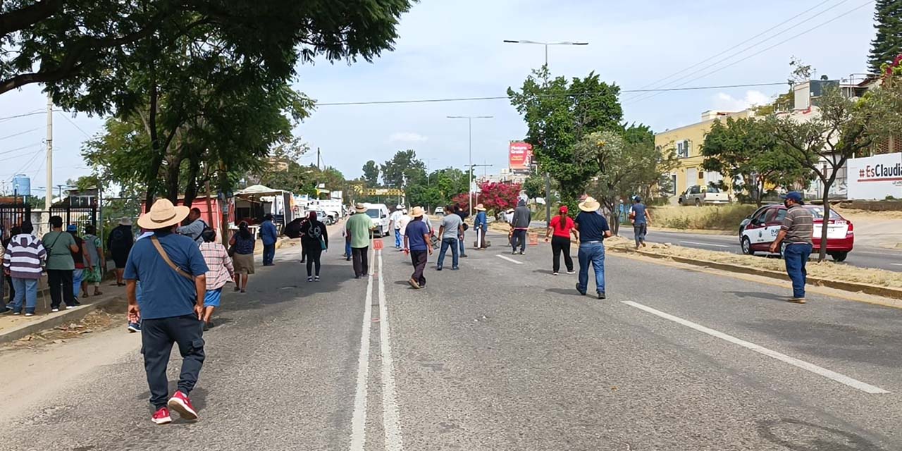 Exigen obras de calidad en Pueblo Nuevo; bloquean la 190 | El Imparcial de Oaxaca