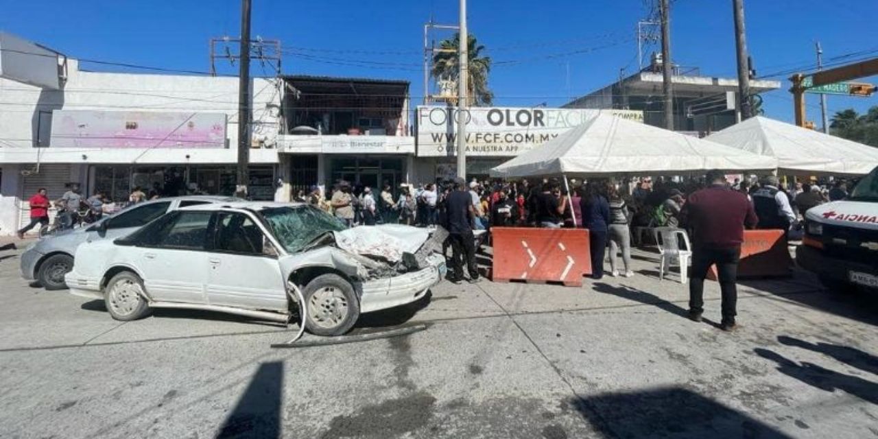 Imágenes fuertes: Un conductor atropella a varios abuelitos que iban a cobrar su pensión | El Imparcial de Oaxaca