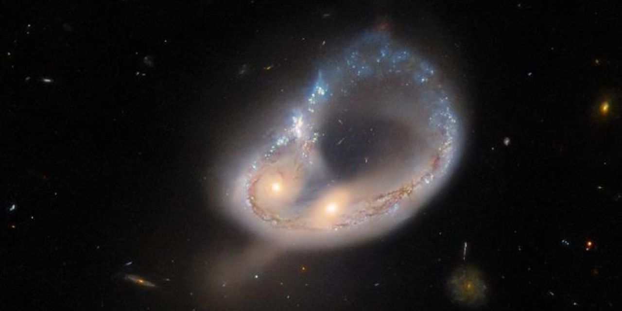 Telescopio espacial Hubble capta la inusual fusión entre dos galaxias | El Imparcial de Oaxaca