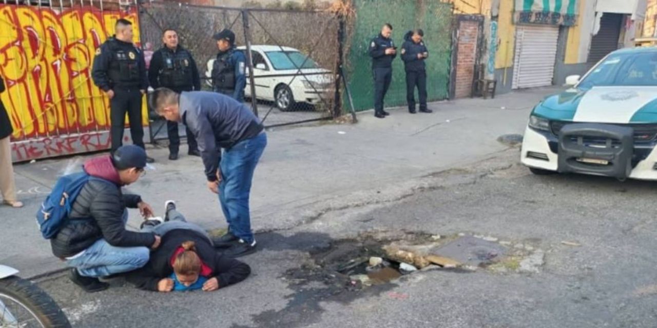 Una mujer escapaba de un asalto en la Morelos y cayó dentro de una coladera | El Imparcial de Oaxaca