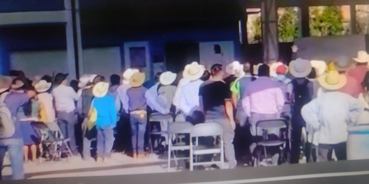 Encarcelan a autoridades de Santos Reyes Pápalo, por no transparentar recursos públicos | El Imparcial de Oaxaca
