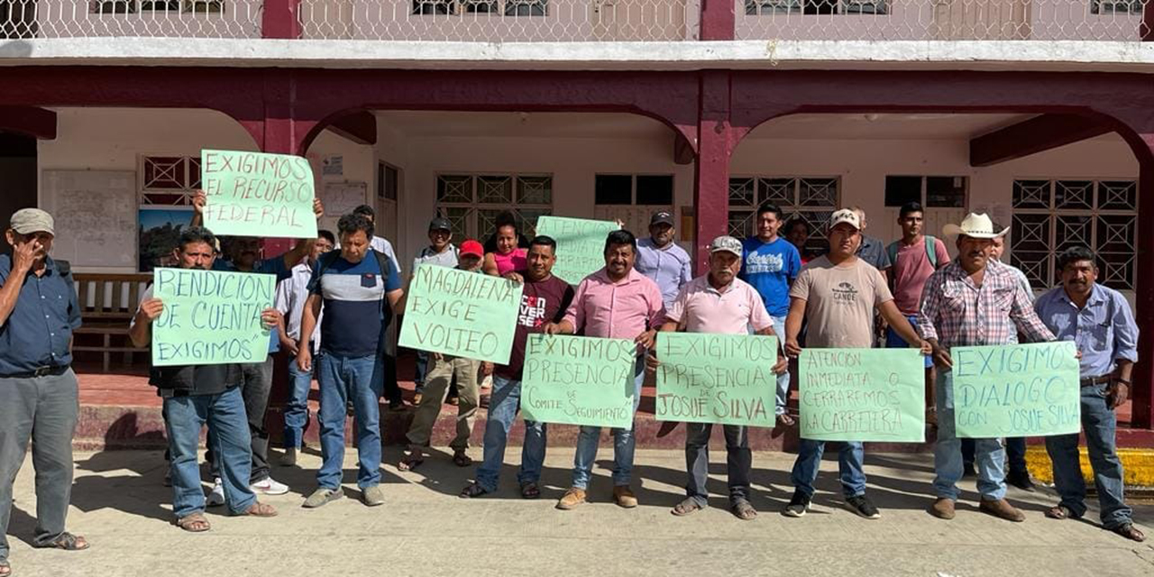 Habitantes de Pluma Hidalgo truenan contra el edil Josué Silva | El Imparcial de Oaxaca