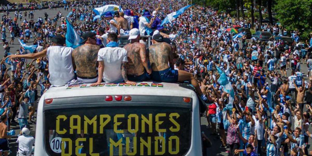 Así festejan aficionados argentinos el campeonato del mundo | El Imparcial de Oaxaca