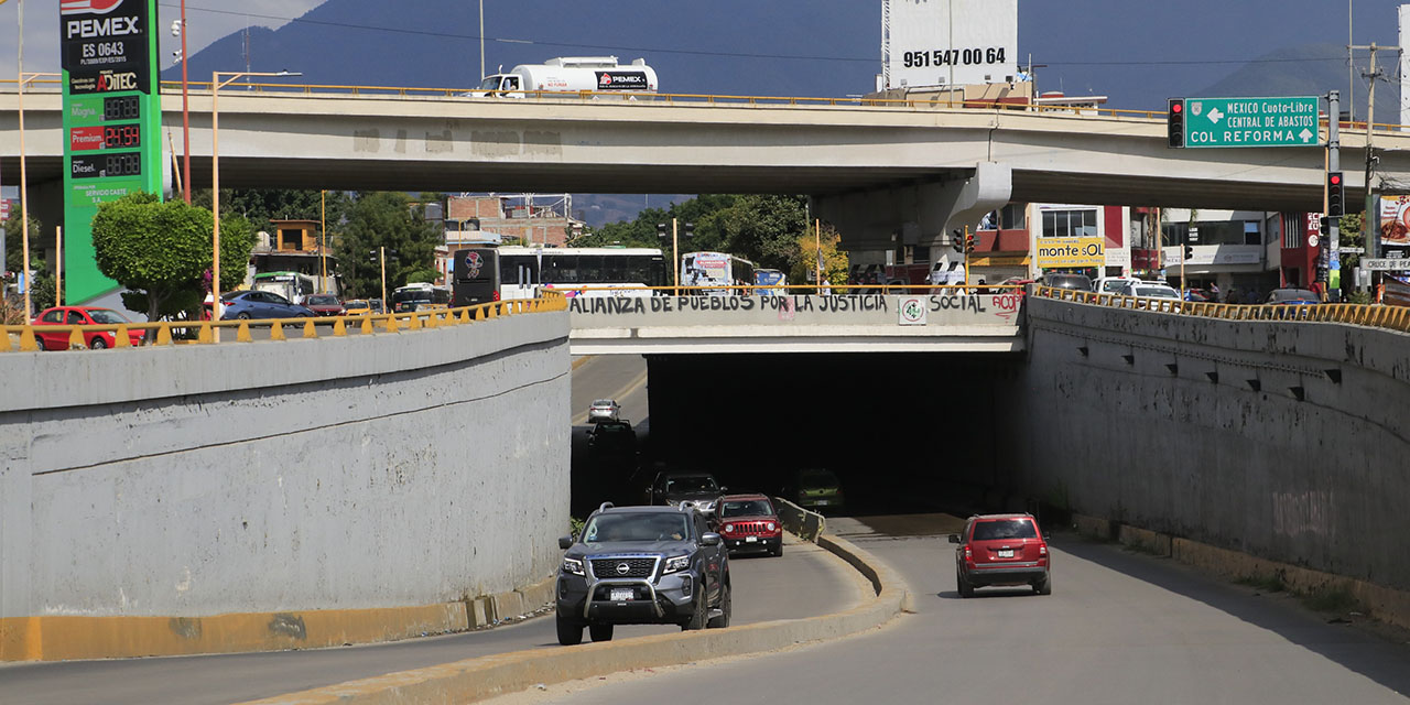 Se deteriora el distribuidor vial de 5 Señores | El Imparcial de Oaxaca