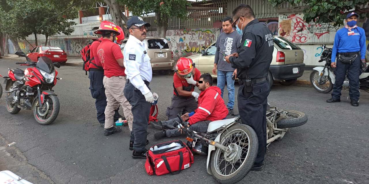 Repartidor en moto choca contra camioneta | El Imparcial de Oaxaca