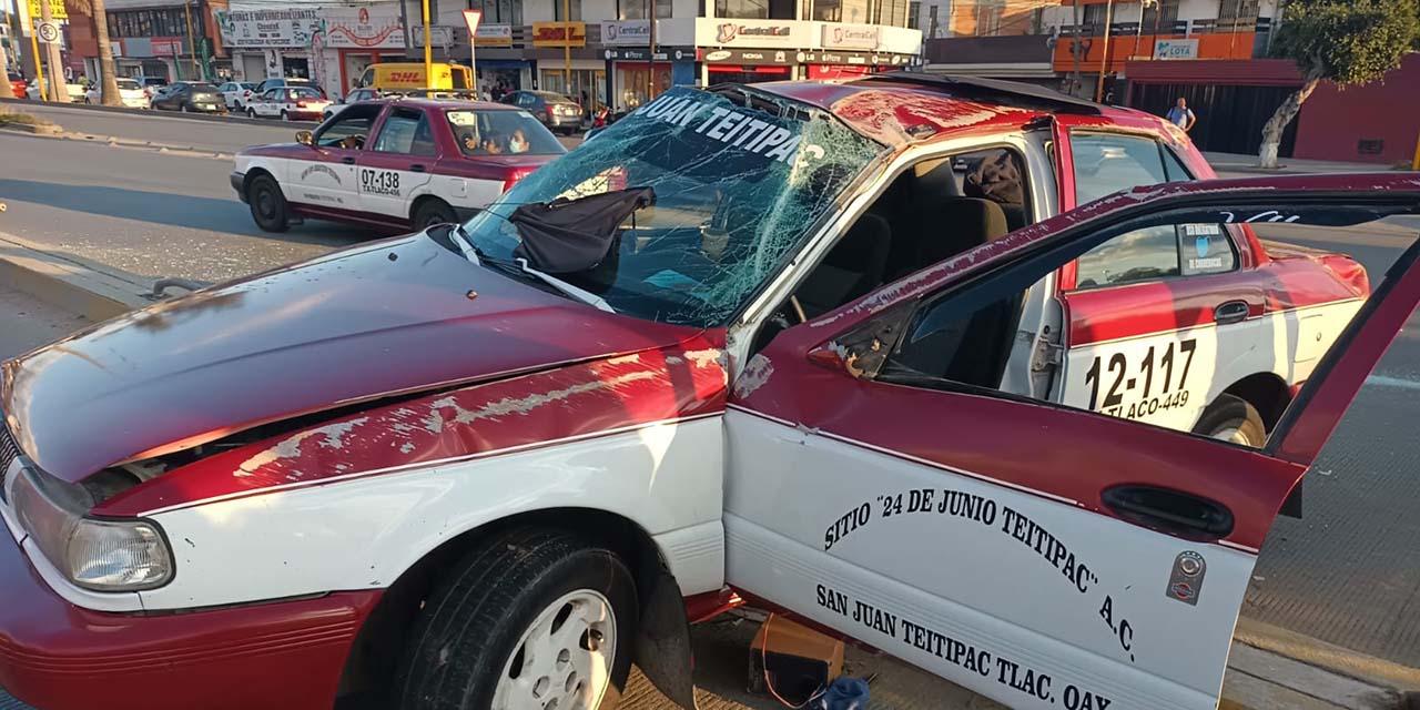 Volcadura de taxi en Periférico deja tres lesionados | El Imparcial de Oaxaca