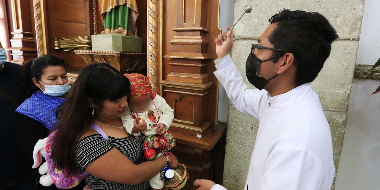 Acuden con la Virgen Morena Juan Dieguitos y Lupitas | El Imparcial de Oaxaca