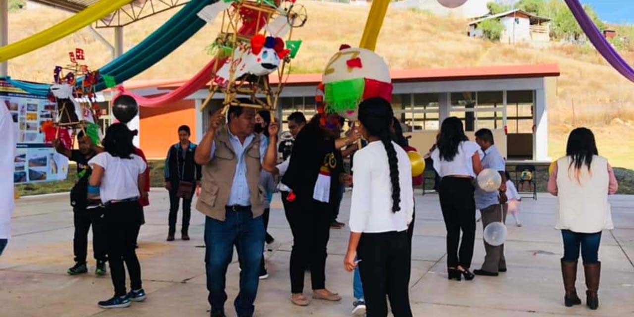 Centro de Atención Múltiple No. 27 festeja 23 años en Tlaxiaco | El Imparcial de Oaxaca