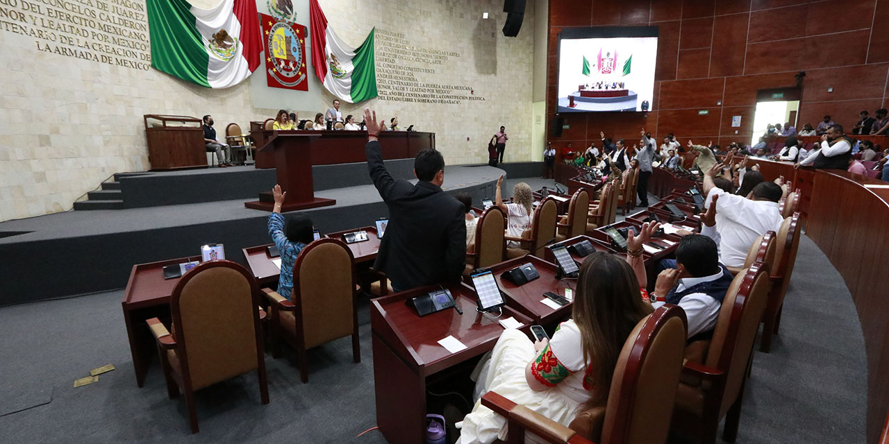 Blindan el congreso local para la toma de protesta | El Imparcial de Oaxaca