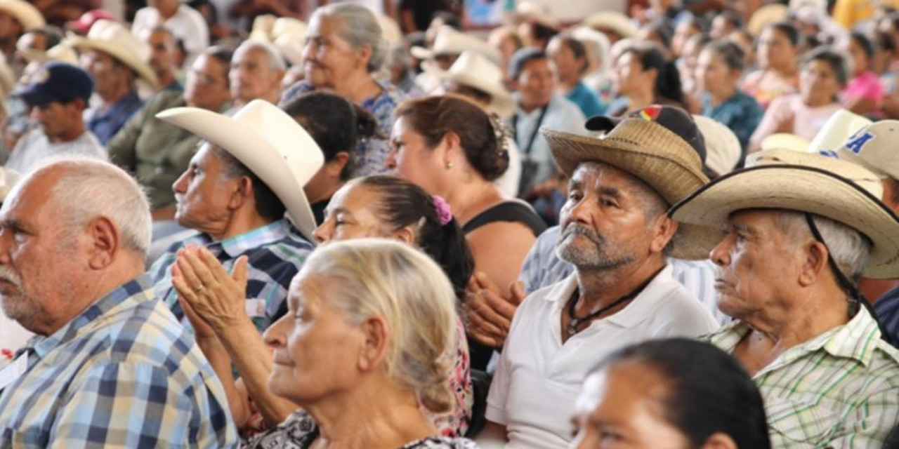 Sube 25 por ciento la pensión para adultos mayores en 2023 | El Imparcial de Oaxaca