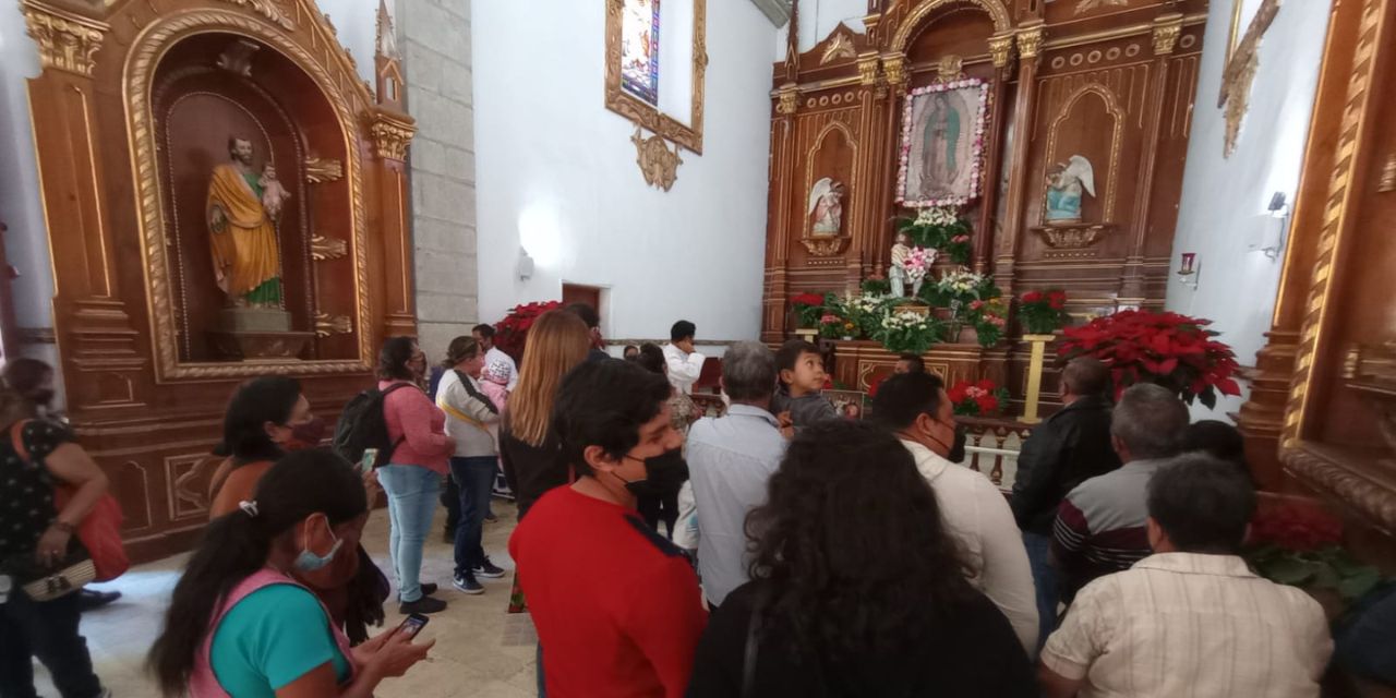 Feligreses veneran a la Virgen de Guadalupe en la capital oaxaqueña | El Imparcial de Oaxaca