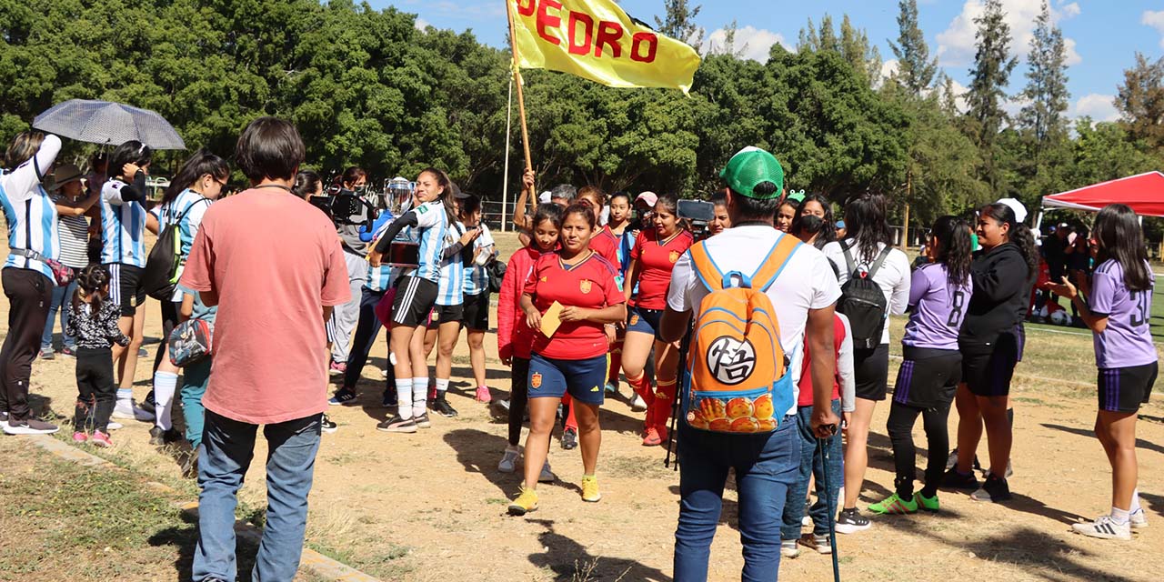 San Pedro, se corona en Torneo de Barrios | El Imparcial de Oaxaca