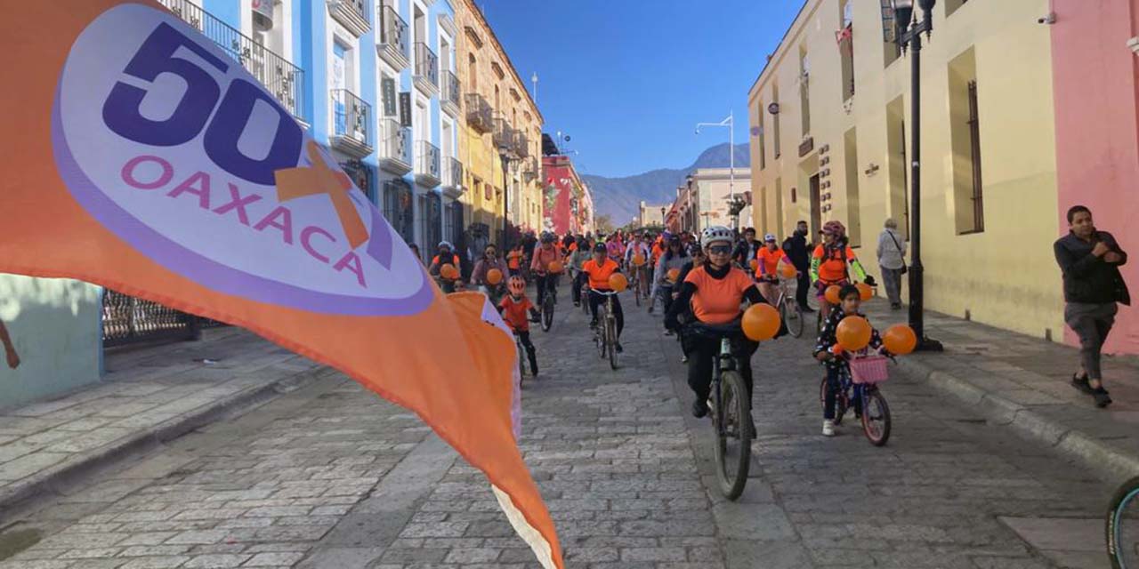 Iluminan las calles de Oaxaca de naranja | El Imparcial de Oaxaca