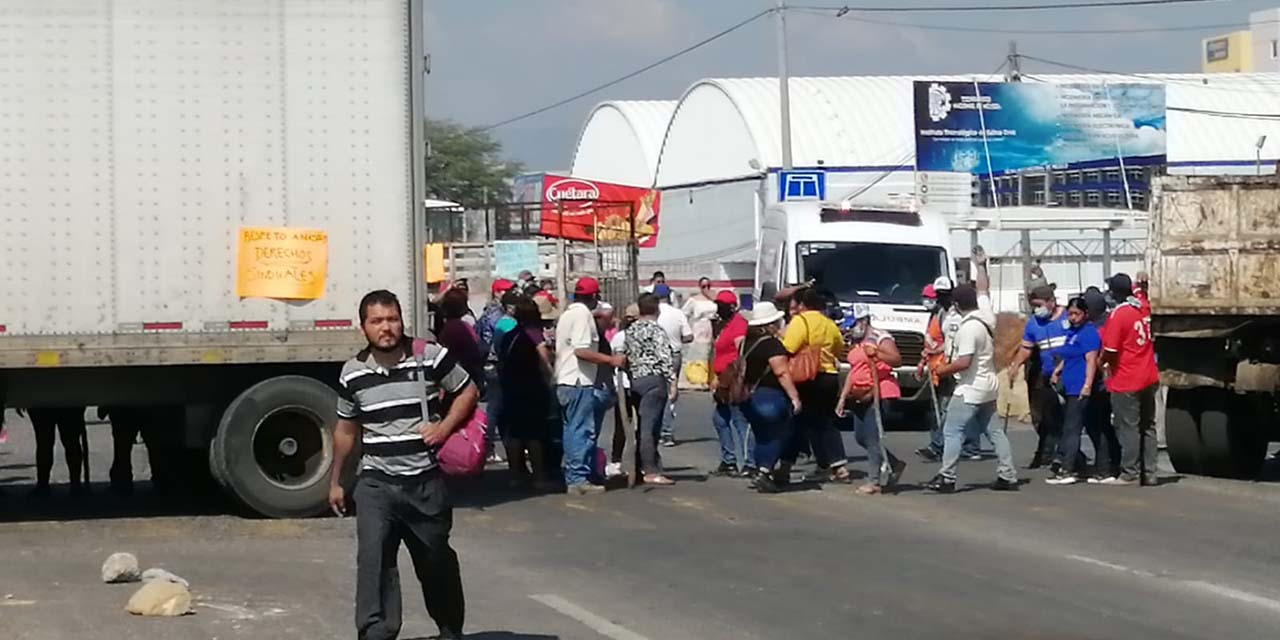 Bloqueos secuestran a población de Salina Cruz | El Imparcial de Oaxaca
