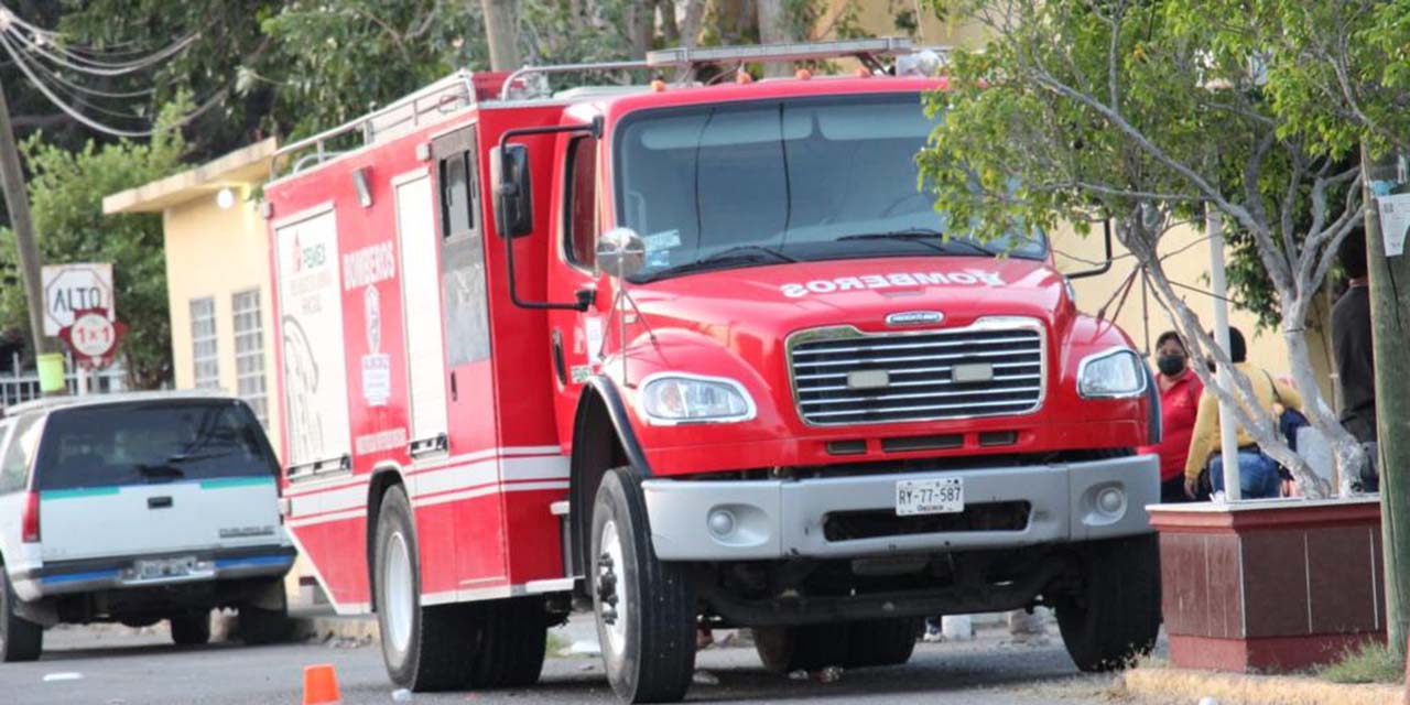 Secuestran camión de bomberos de Salina Cruz | El Imparcial de Oaxaca