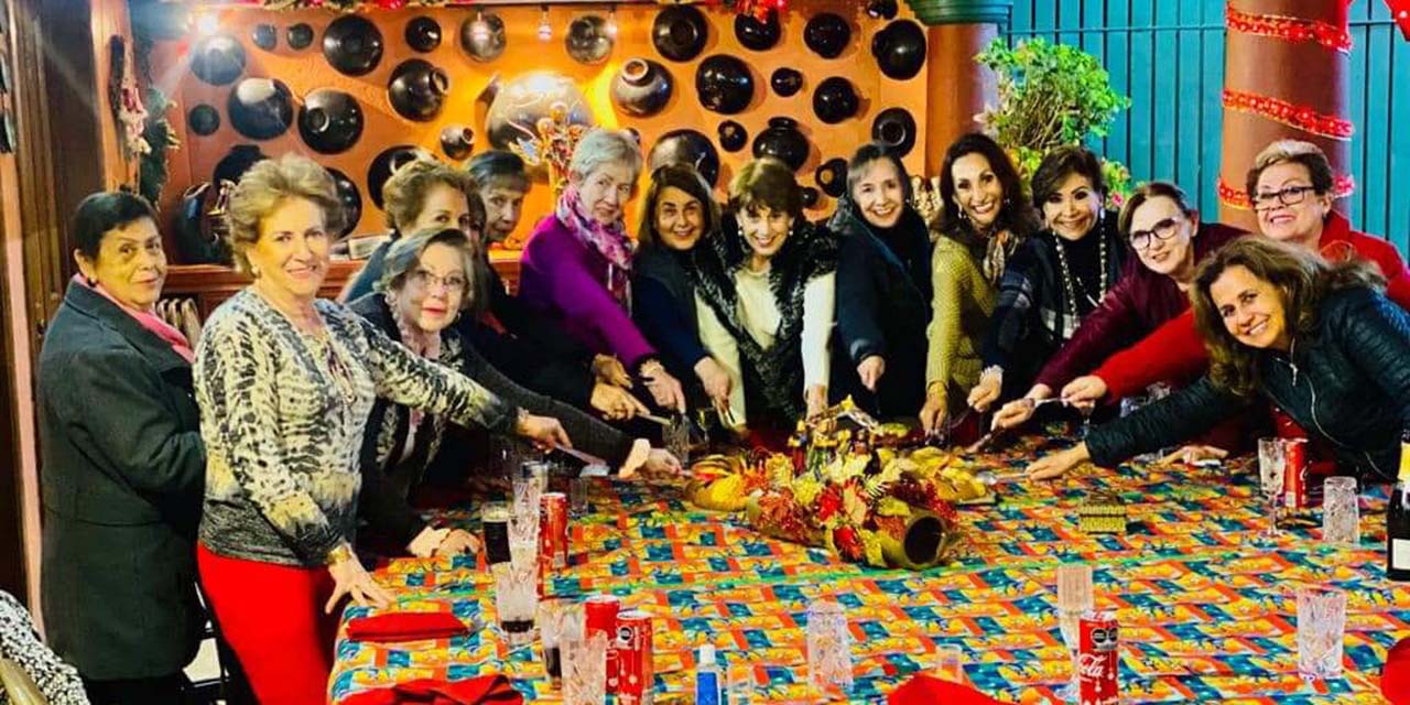 Amigas del Verbo Encarnado comparten Rosca de Reyes | El Imparcial de Oaxaca