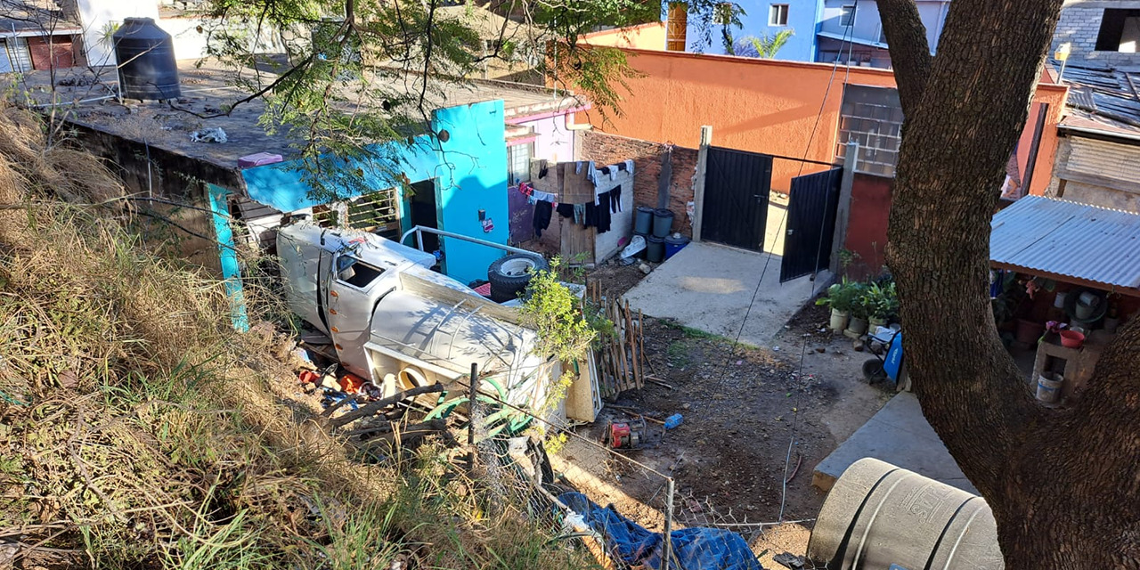 Cae pipa en patio de un domicilio | El Imparcial de Oaxaca