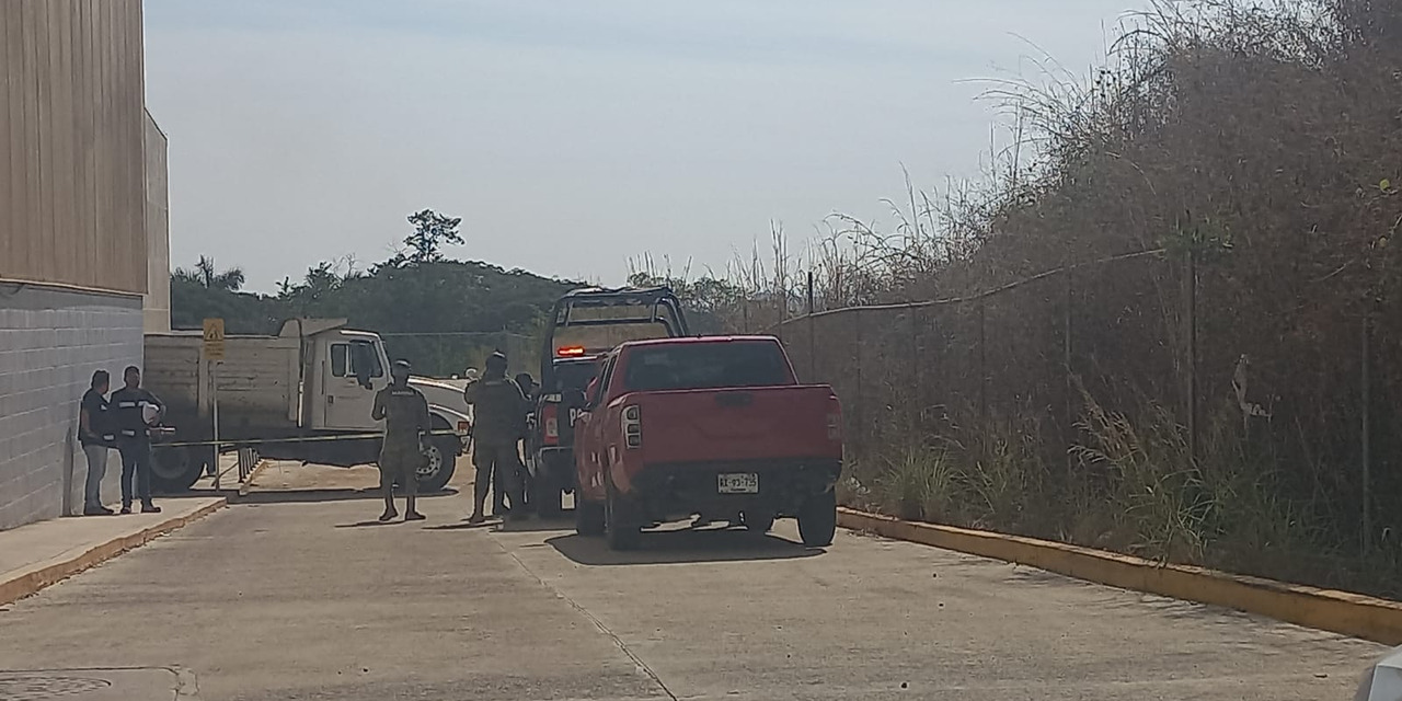 Trabajador fallece aplastado por camión volteo en Pinotepa | El Imparcial de Oaxaca