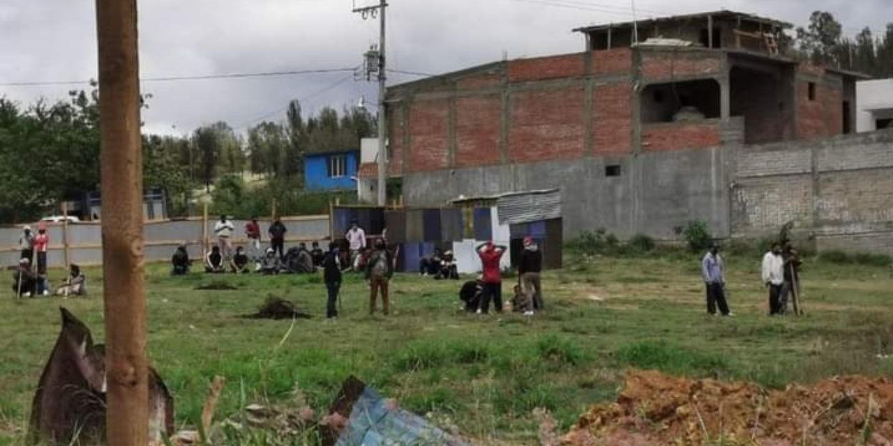 Disputa de predios en Atzompa termina en saqueo y zafarrancho