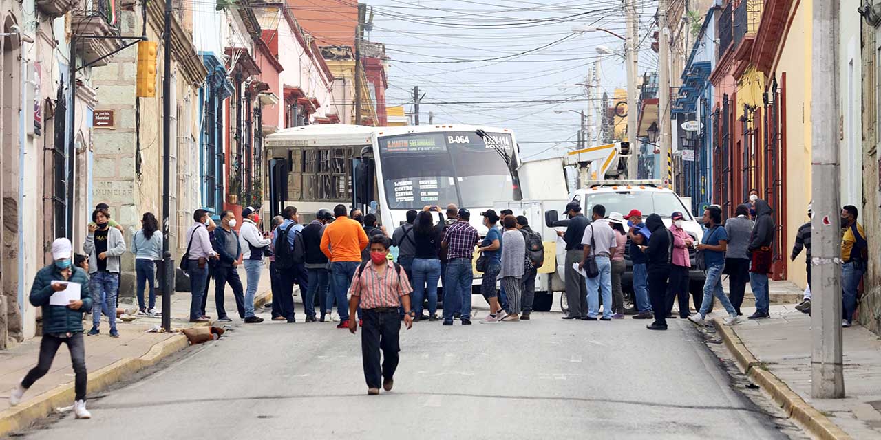 Foto: Archivo El Imparcial / Jubilados del municipio ya han escenificado protestas