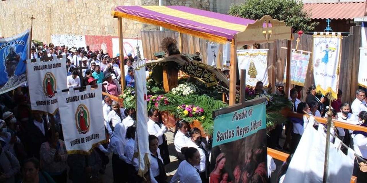 Festejan con fe al Señor del Perdón en Itundujia | El Imparcial de Oaxaca