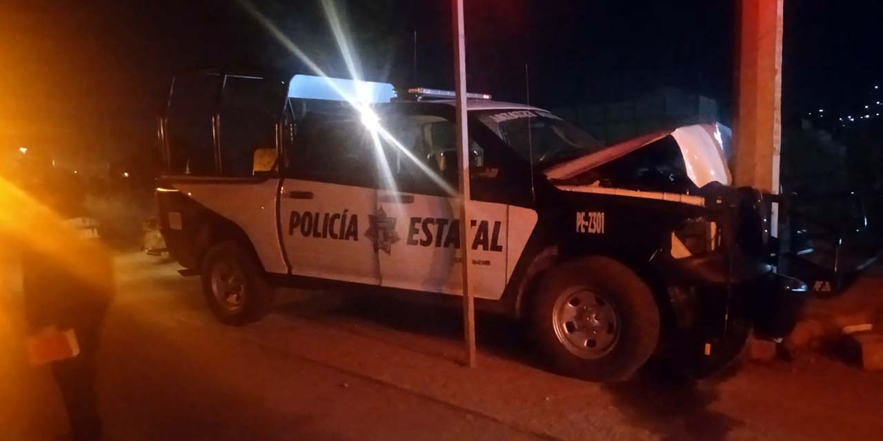 Choca patrulla de la Policía Estatal | El Imparcial de Oaxaca