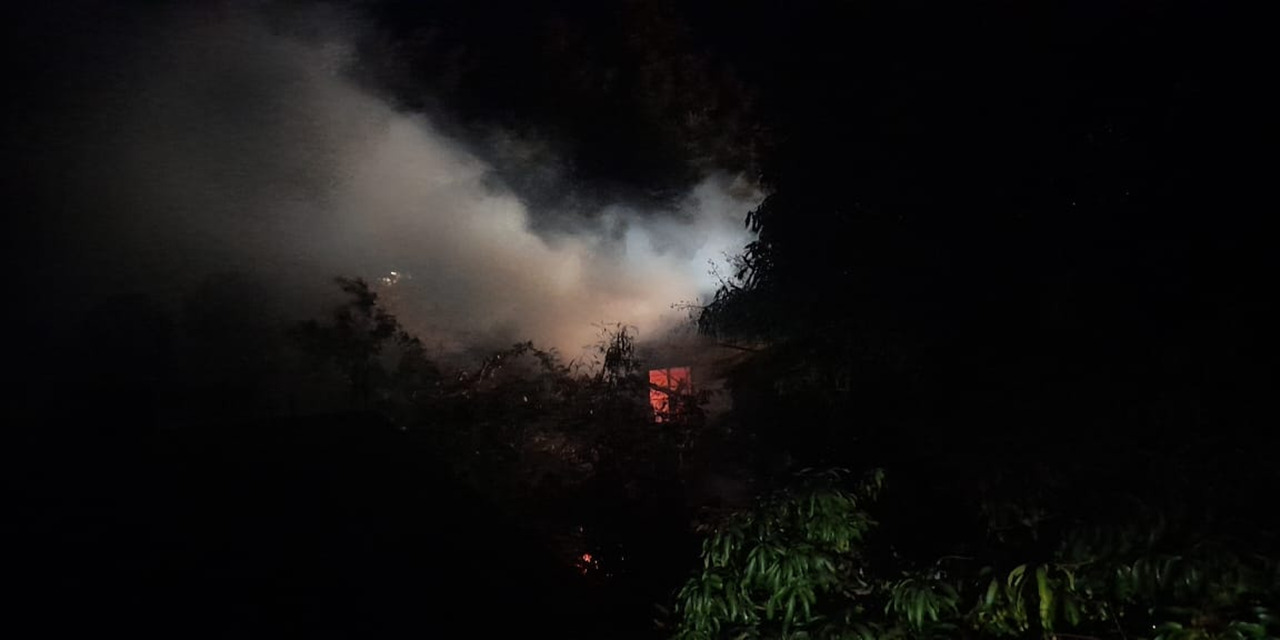 Voraz incendio devoraba vivienda en Salina Cruz | El Imparcial de Oaxaca