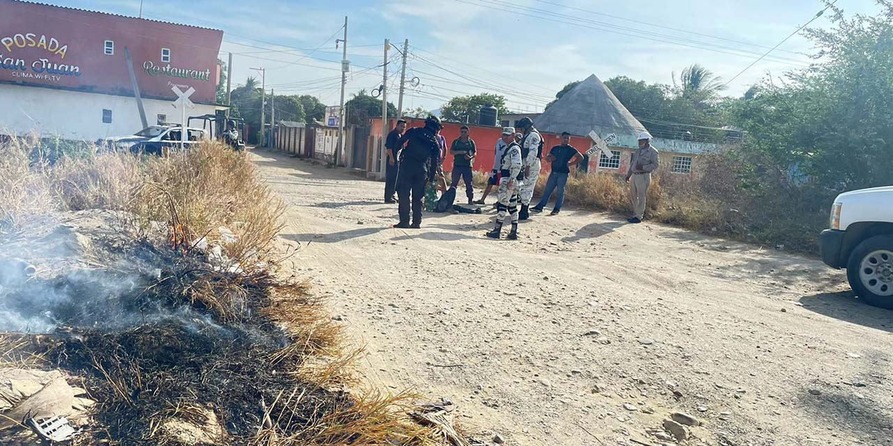 Quema pastizales a un costado de la Refinería de Salina Cruz | El Imparcial de Oaxaca