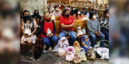Foto: Luis Alberto Cruz / La feligresía católica recuerda la presentación del Niño Jesús en el templo