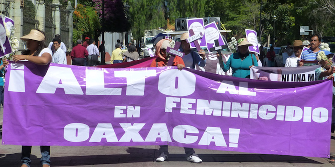 Foto: Archivo El Imparcial / Colectivos marchan para exigir un alto a los feminicidios en la entidad oaxaqueña