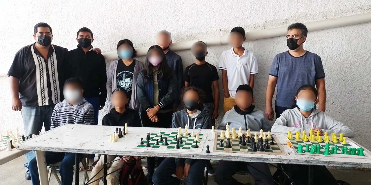 Lista, delegación de ajedrez de Teotitlán de Flores Magón | El Imparcial de Oaxaca