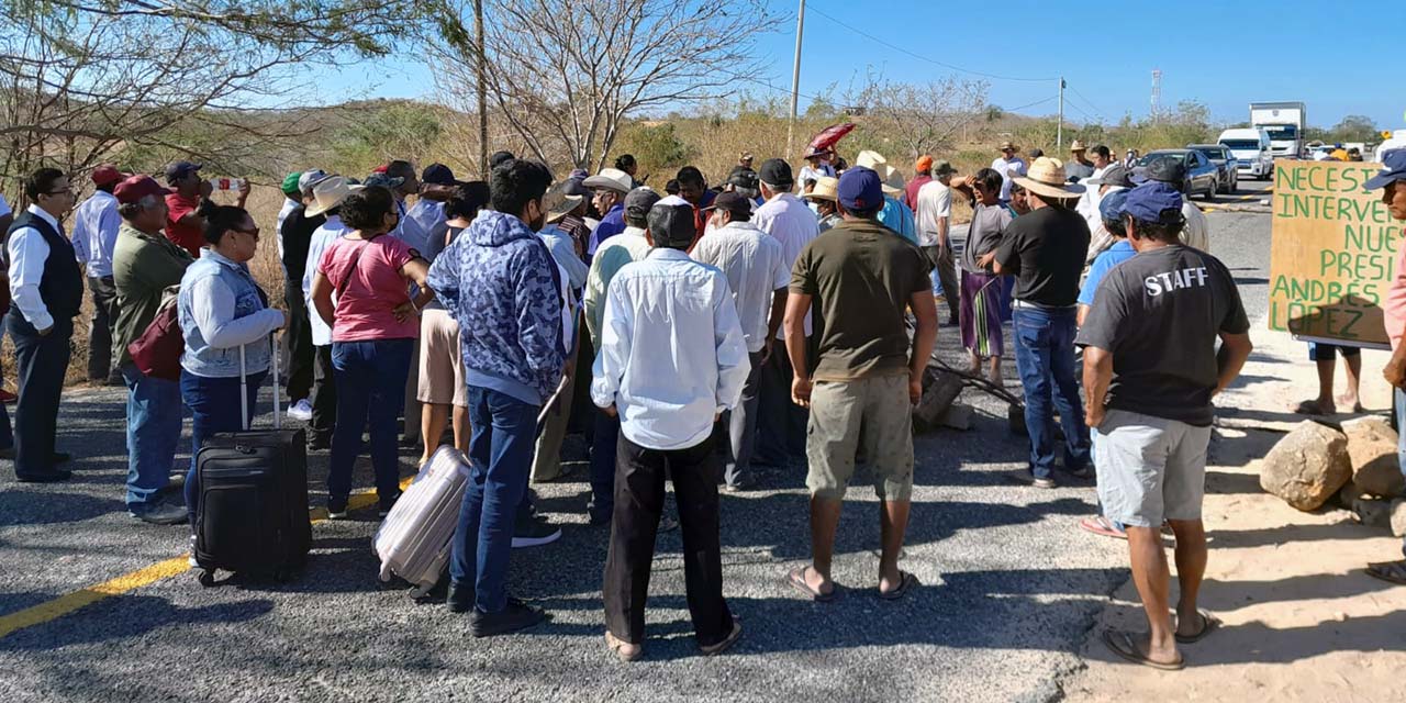 Denuncian ejidatarios despojo de sus tierras; bloquean en El Coyul | El Imparcial de Oaxaca