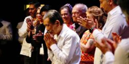 Merecido homenaje al maestro Shinzaburo Takeda en el teatro Macedonio Alcalá