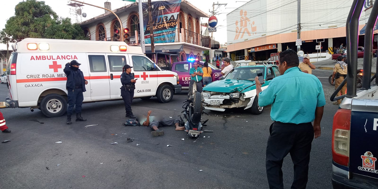 Muere motociclista al impactarse contra un taxi | El Imparcial de Oaxaca