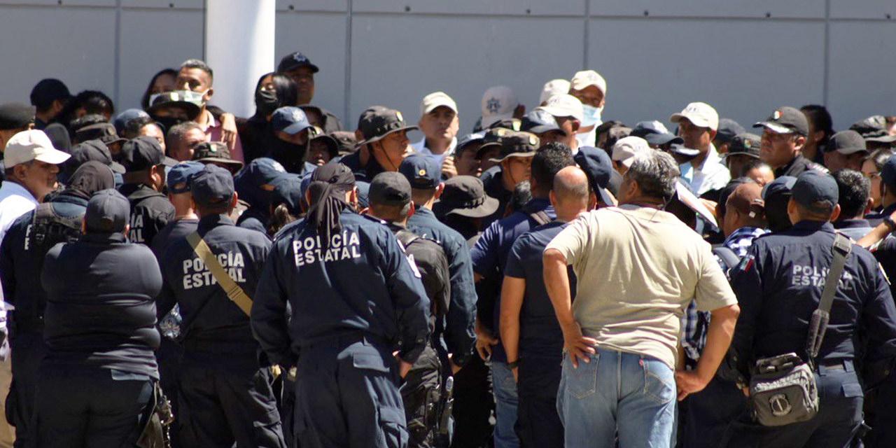 Foto: Luis Alberto Cruz / Policías estatales demandan pensión digna y bonos