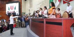 Rinde protesta Rodríguez Alamilla como fiscal