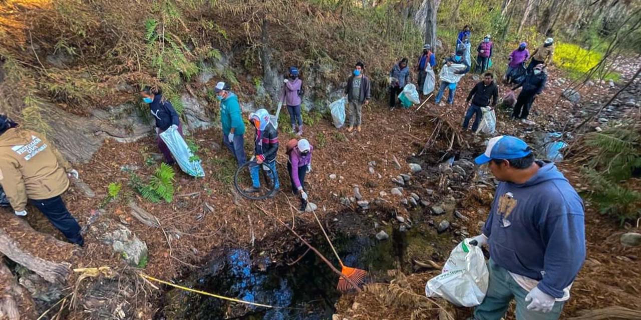 Participan ciudadanos en el rescate del río de Tlaxiaco | El Imparcial de Oaxaca