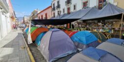 Foto: El Imparcial de Oaxaca / Plantón de normalistas en las calles de la capital oaxaqueña