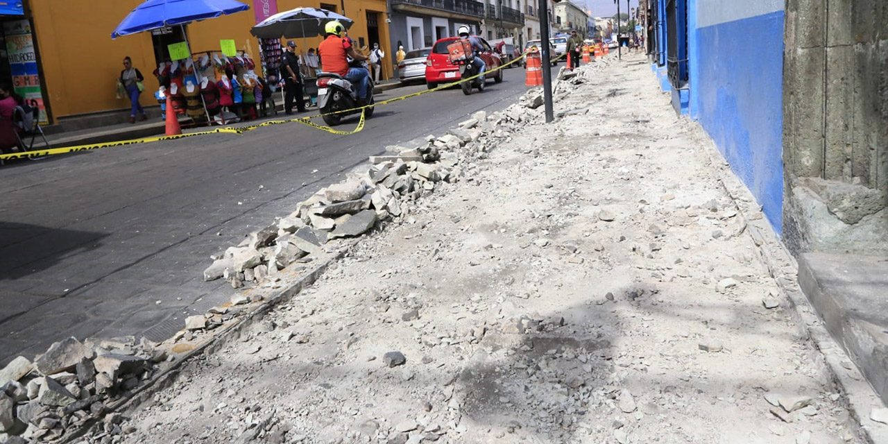 Molestias a ciudadanos por obras en el Centro Histórico | El Imparcial de Oaxaca